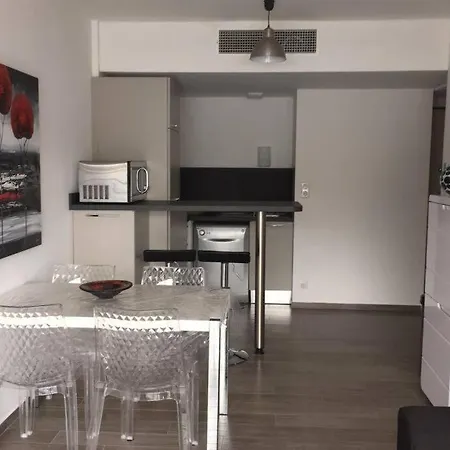 T2 Terrasse Vue A 180